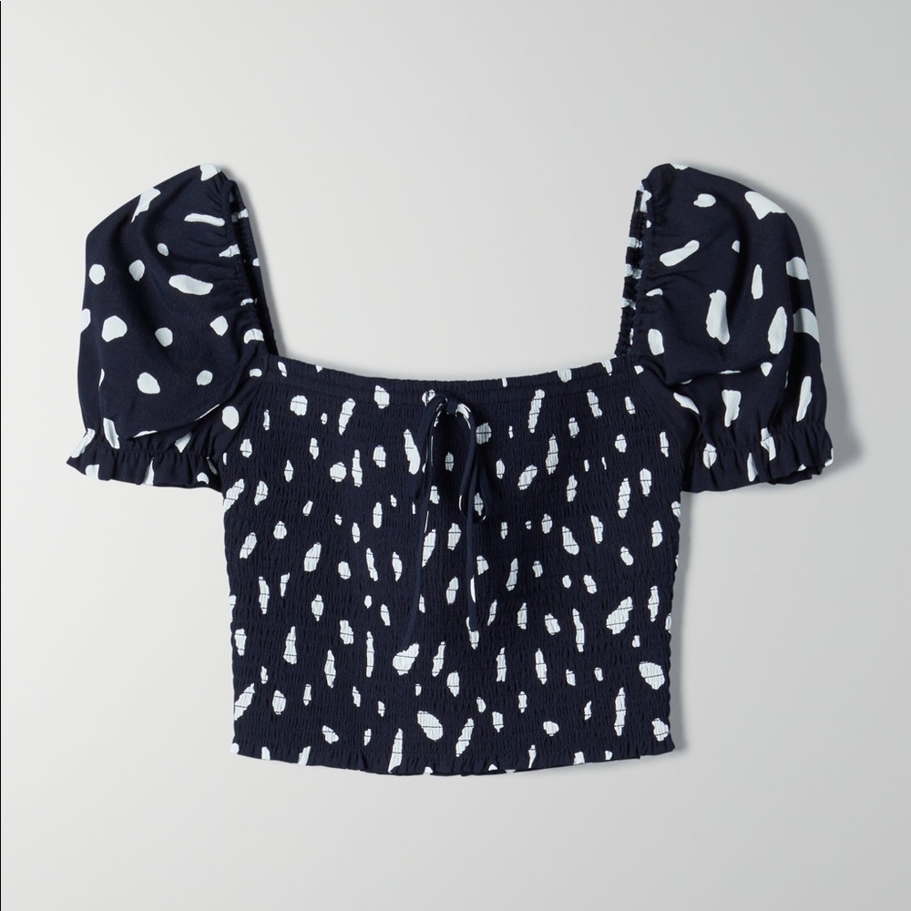 Aritzia Wilfred smocked blouse
